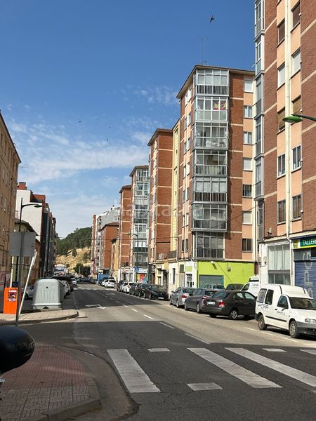 Foto 85e9f63b-41e2-4c7c-9381-35b1672c843a. Pis amb calefacció a Los Vadillos - R. Sanitaria - Pozanos Burgos
