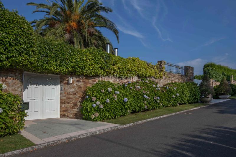 Foto c221e57f-cbb7-4828-b826-d0343a65c80c. Casa exclusivo chalet en arillo en Dorneda Oleiros