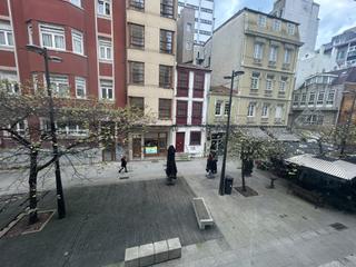 Apartament  Plaza cormelana. Piso reformado totalmente exterior en plaza cormelana