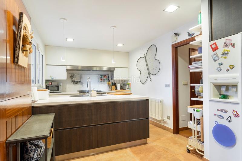 Foto 54ec1a1f-88bd-47db-b22d-2ee3117ab6cb. Casa con riscaldamento parcheggio piscina in Nós Oleiros