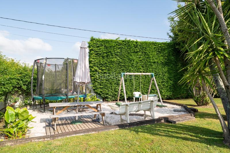 Foto bd1141d9-001b-4e5a-b20f-6e4ca0484491. Casa con riscaldamento parcheggio piscina in Nós Oleiros