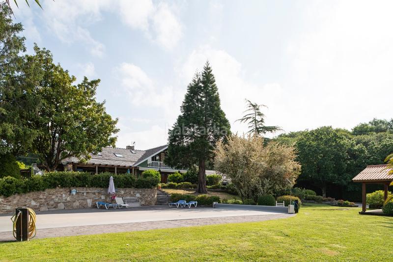 Foto e749dcd4-f542-4026-9bf4-929b902e538e. Casa con riscaldamento parcheggio piscina in Nós Oleiros