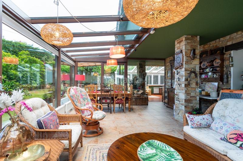 Foto f579c904-af37-4112-a8e9-aaea40d33144. Casa con riscaldamento parcheggio piscina in Nós Oleiros