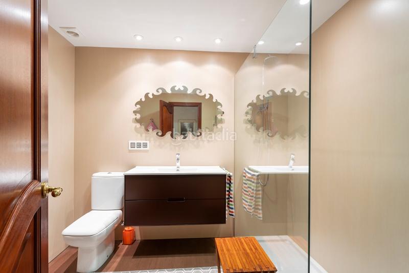 Foto ffe75159-eea1-4115-ab26-81dd70e14dff. Casa con riscaldamento parcheggio piscina in Nós Oleiros