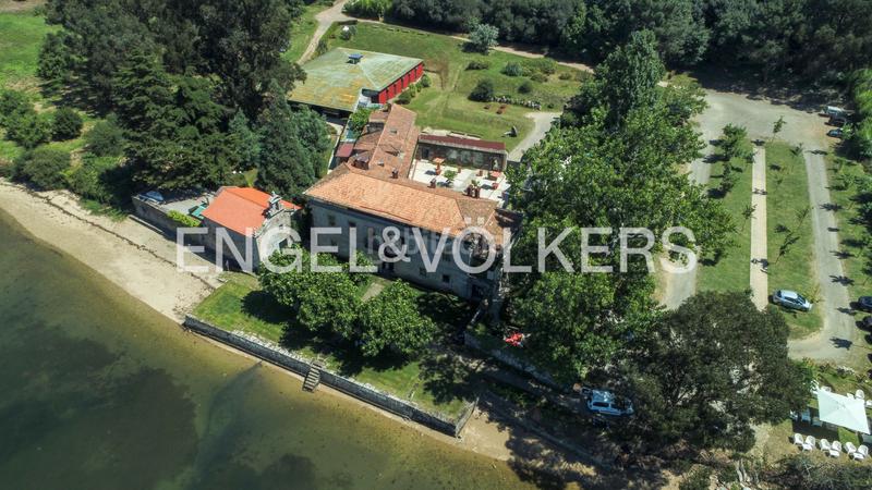 Foto b41037c8-a53e-47ed-abc6-9def09cf0fac. Bauernhof mit heizung pool in Neda