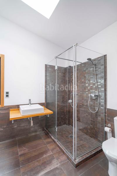 Foto 47148037-071b-4224-9fd4-3d183709e859. Casa con riscaldamento parcheggio in Loureda - Lañas - Barrañán Arteixo