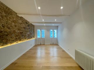 Lloguer Apartament a Ciudad Vieja. Excelente propiedad completamente reformada en calle real