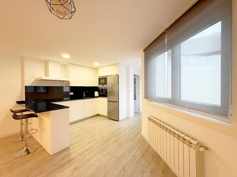 Foto 14357cf4-f244-4e49-9202-415e55074467. Rent penthouse with heating parking in Riazor - Visma Coruña (A)