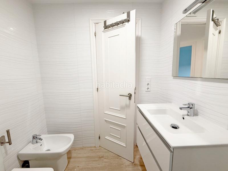 Foto 9370457f-d8fc-448e-b55e-500f1cda73a2. Rent penthouse with heating parking in Riazor - Visma Coruña (A)