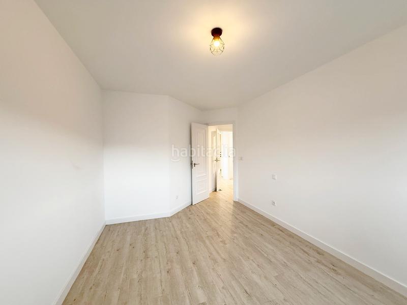 Foto ae0c9b0f-2999-4da2-8ca7-55ffdc3d0a7e. Rent penthouse with heating parking in Riazor - Visma Coruña (A)