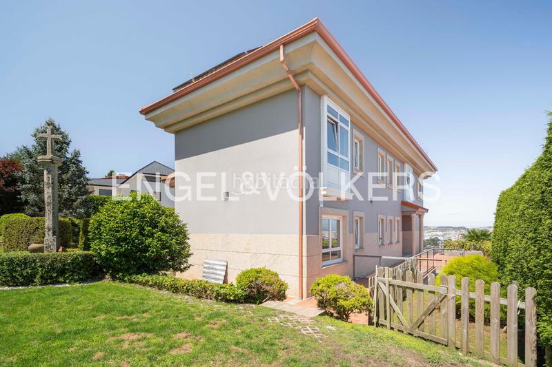 Foto 4747d56a-d5c7-448c-a44b-1052a7925284. Casa amb calefacció aparcament piscina a Elviña - A Zapateira Coruña (A)