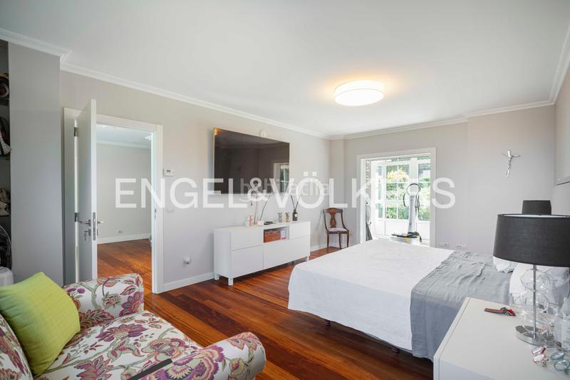 Foto 4e7a1aaf-3292-4d05-9078-3f5726d477b9. Casa amb calefacció aparcament piscina a Elviña - A Zapateira Coruña (A)