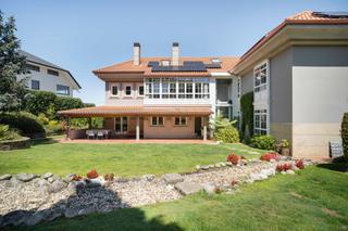 Casa a Elviña - A Zapateira. Exclusiva propiedad en la zapateira