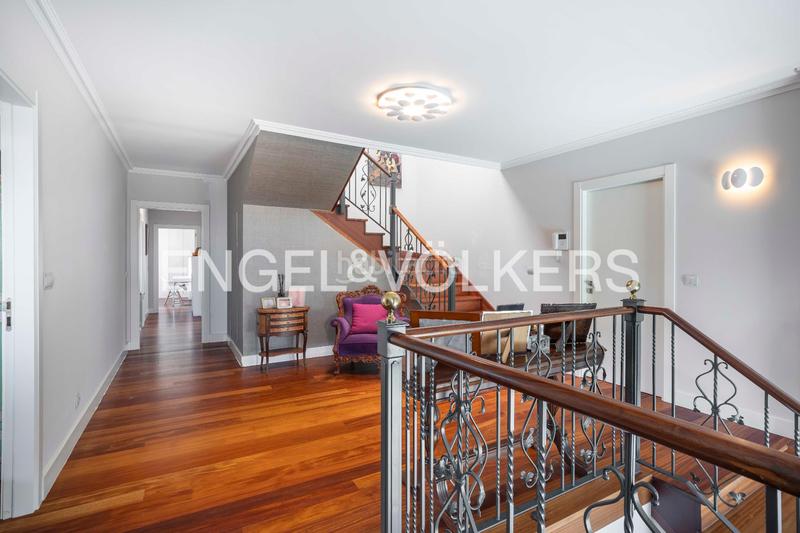 Foto e31dfb09-5778-4be2-8105-d626528d03b5. Casa amb calefacció aparcament piscina a Elviña - A Zapateira Coruña (A)