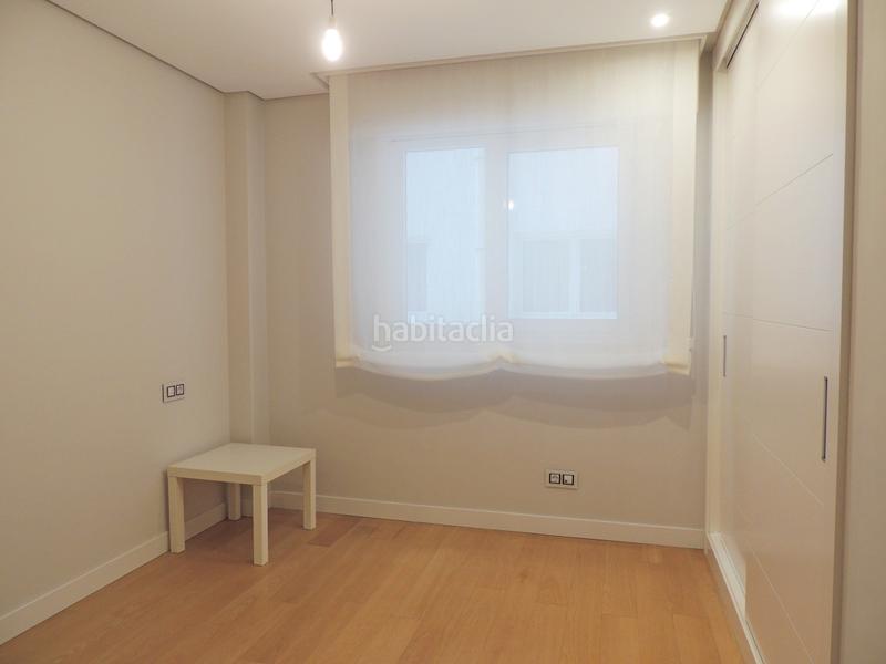Foto 6f8cc3f3-392d-4d8c-a9df-3c0627f58a13. Location appartement avec chauffage parking dans San Pablo - Juan Flórez Coruña (A)