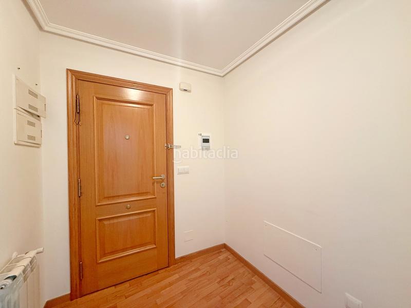Foto ec48895c-12ac-4b63-86ec-fc3bac473bc5. Location appartement avec chauffage parking dans San Pablo - Juan Flórez Coruña (A)