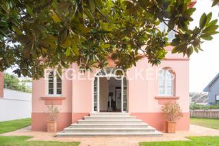 Casa a Eirís. Majestuosa casa con jardín