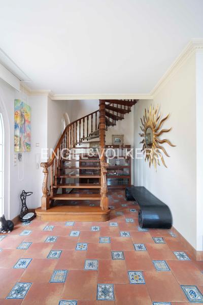 Foto 1cfe8e56-b910-4e7d-b1bd-499bfbff1ada. Casa amb calefacció aparcament a Eirís Coruña (A)