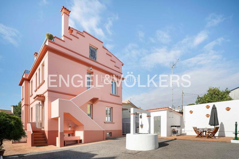 Foto 8c90a883-99bc-4e52-8c99-e83c7c122454. Casa amb calefacció aparcament a Eirís Coruña (A)