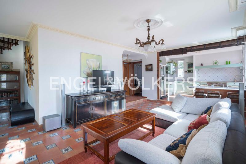 Foto afbcd395-4a49-4022-874e-d7b5715fc03d. Casa amb calefacció aparcament a Eirís Coruña (A)