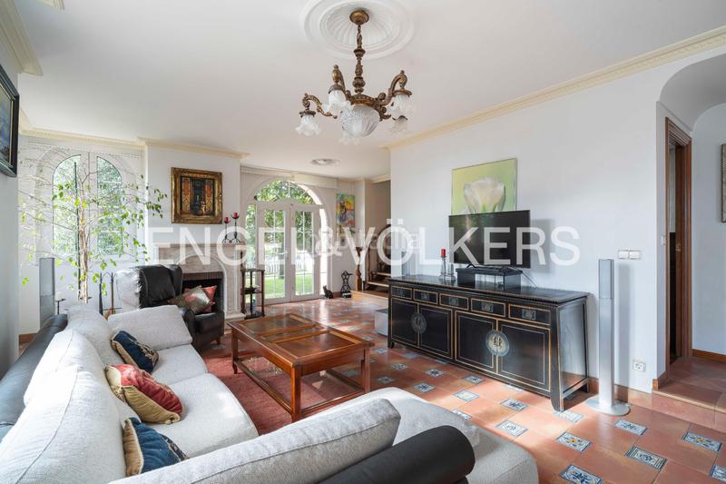 Foto f152a910-a94c-4416-860e-d429c41d5bec. Casa amb calefacció aparcament a Eirís Coruña (A)