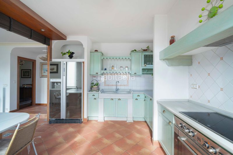 Foto 7f22b000-d178-4067-ab42-c81e06795f3d. Casa con riscaldamento parcheggio in Eirís Coruña (A)