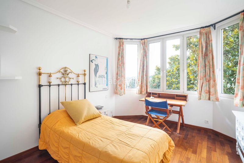 Foto ef0c8c0e-665d-478e-ae60-8d4811e40316. Casa con riscaldamento parcheggio in Eirís Coruña (A)