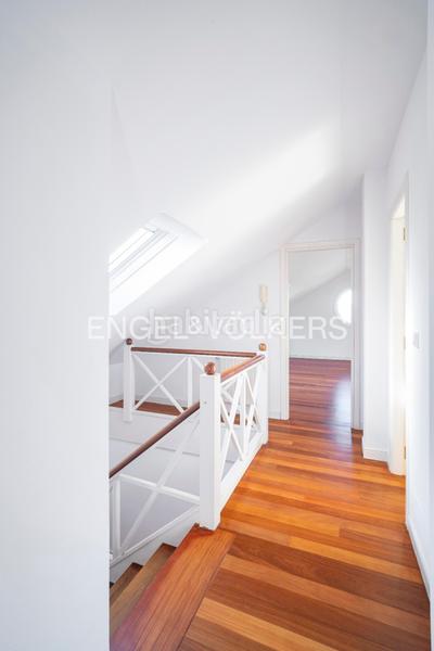 Foto 09d96c85-9a45-40ff-8808-b9f744433ed1. Semi detached house with heating parking pool in Liáns Oleiros