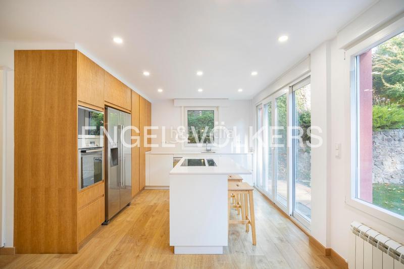 Foto 50a38694-d1c1-4a50-a354-5fdcb8883ce2. Semi detached house with heating parking pool in Liáns Oleiros