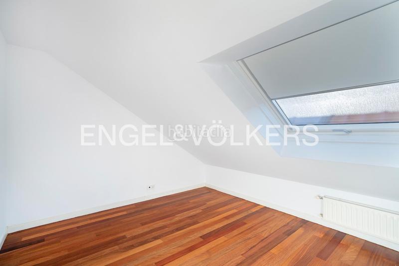 Foto 59d75e15-9140-4b28-9e43-3d576f49b9fe. Semi detached house with heating parking pool in Liáns Oleiros