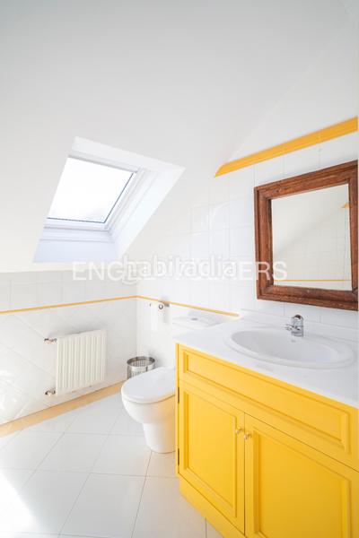 Foto 5b7e1683-0621-4435-a465-a91594c8eba2. Semi detached house with heating parking pool in Liáns Oleiros