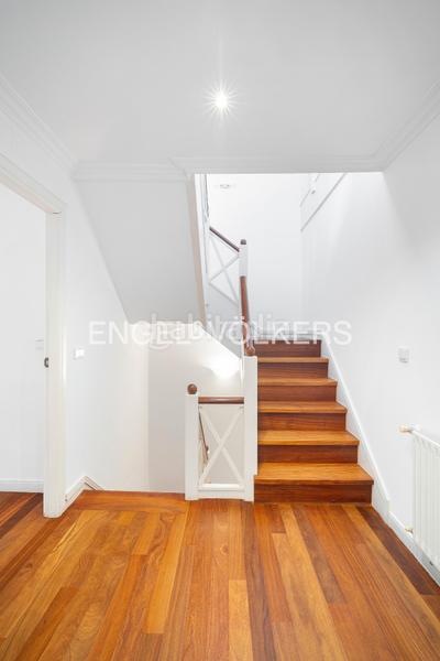 Foto 6d2749ad-d2b8-452b-8671-1e84bb00130a. Semi detached house with heating parking pool in Liáns Oleiros