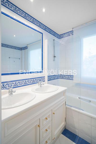 Foto c722aa13-dcf0-4995-80e3-5df7be39c1b0. Semi detached house with heating parking pool in Liáns Oleiros