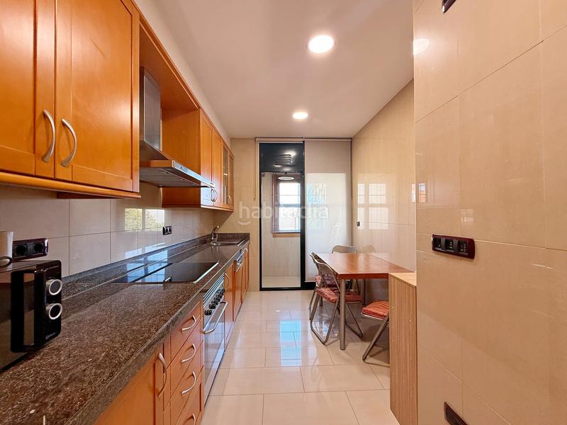 Foto fe284d4c-b607-4c28-9bef-2085fd677e3a. Lloguer dúplex amb calefacció aparcament a Perillo Oleiros