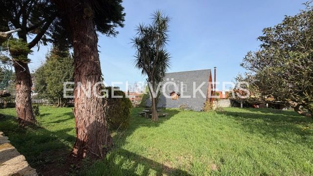 Foto c2ab8f6b-b9df-47e4-a29f-347ccaecee78. Terreny residencial a Dorneda Oleiros