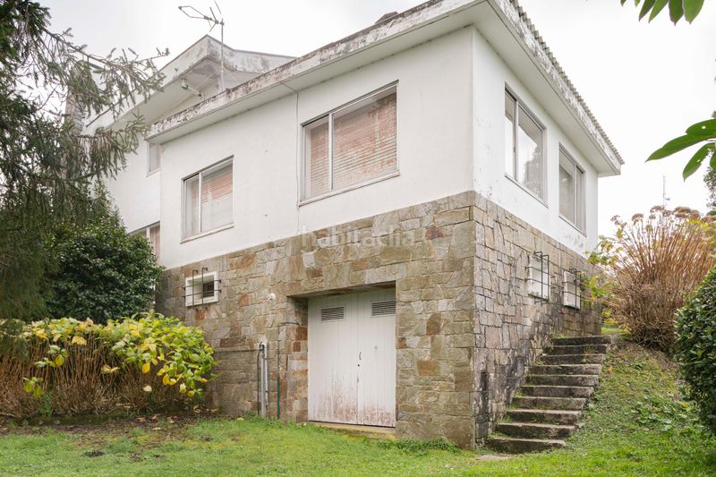 Foto 672ab943-2468-453b-9747-eba0c39597bc. Casa con riscaldamento parcheggio piscina in Elviña - A Zapateira Coruña (A)