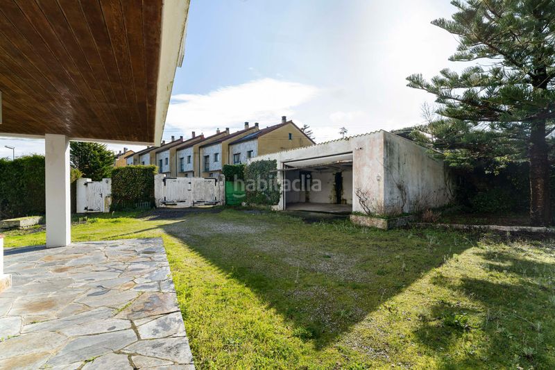 Foto 6b7a3a9a-1717-4ce9-9f97-e1be8d811352. Casa con riscaldamento parcheggio piscina in Elviña - A Zapateira Coruña (A)