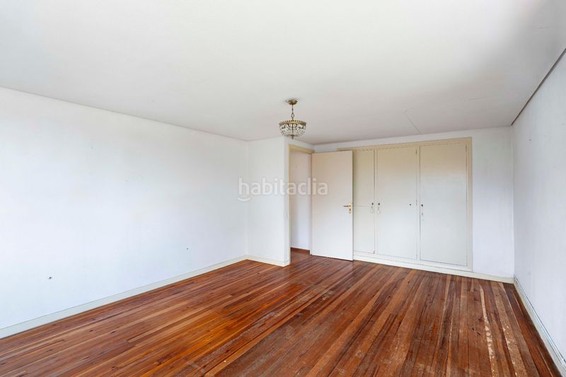 Foto d5950dcb-6ef4-4488-82a4-17937c1f11b6. Casa con riscaldamento parcheggio piscina in Elviña - A Zapateira Coruña (A)