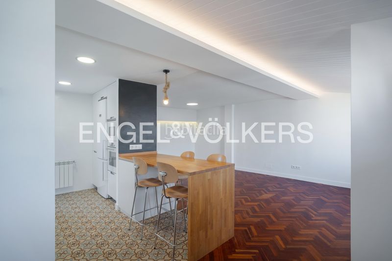 Foto 4d572b9a-5022-402f-af4a-f7bff32ddc63. Pis amb calefacció a San Pablo - Juan Flórez Coruña (A)