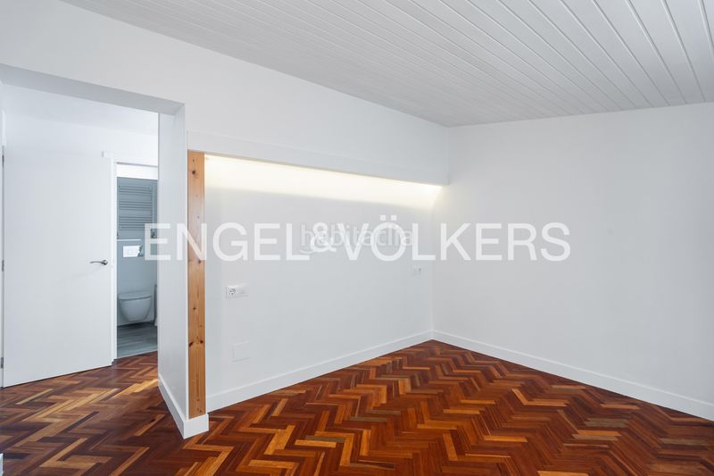 Foto e5ec2df3-969d-4937-a1a9-21bad4326373. Pis amb calefacció a San Pablo - Juan Flórez Coruña (A)