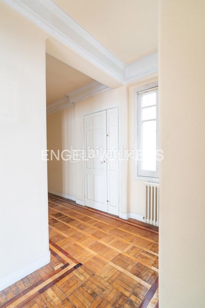 Foto d34858f3-22f8-4738-ac15-c6d50eba2dfd. Àtic amb calefacció aparcament a Ensanche Coruña (A)