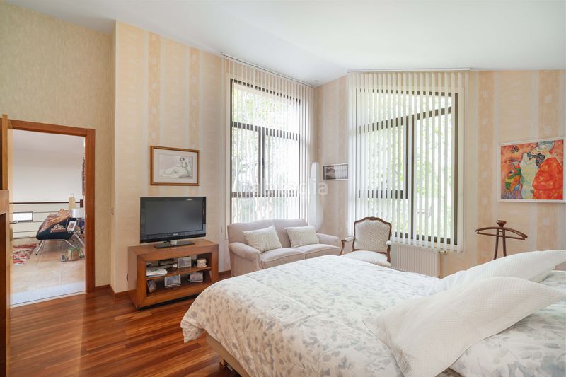 Foto bcd150ac-38ae-42a4-ae94-a40043dbb2d0. Casa amb calefacció aparcament piscina a Oleiros pueblo Oleiros