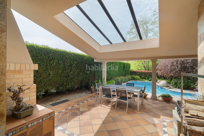 Foto d8accdc3-b2f3-490c-9568-cddac876f488. Casa amb calefacció aparcament piscina a Oleiros pueblo Oleiros