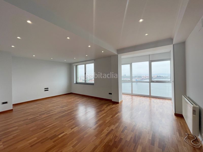 Foto 2da182a0-1671-4a76-bace-cbec0de53467. Rent flat with heating parking in Cuatro Caminos - Plaza de la Cubela Coruña (A)