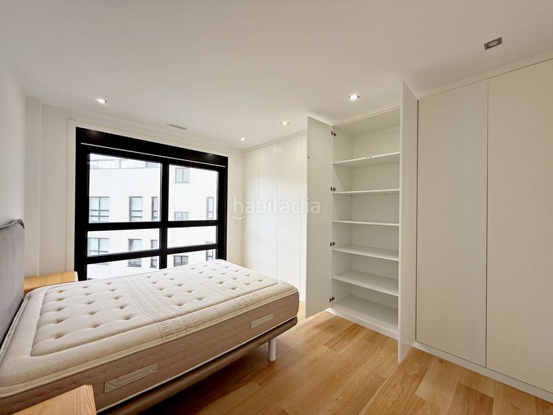 Foto 1363c3a3-5542-4cf3-b779-1dd30826778c. Rent flat with heating parking in Riazor - Visma Coruña (A)