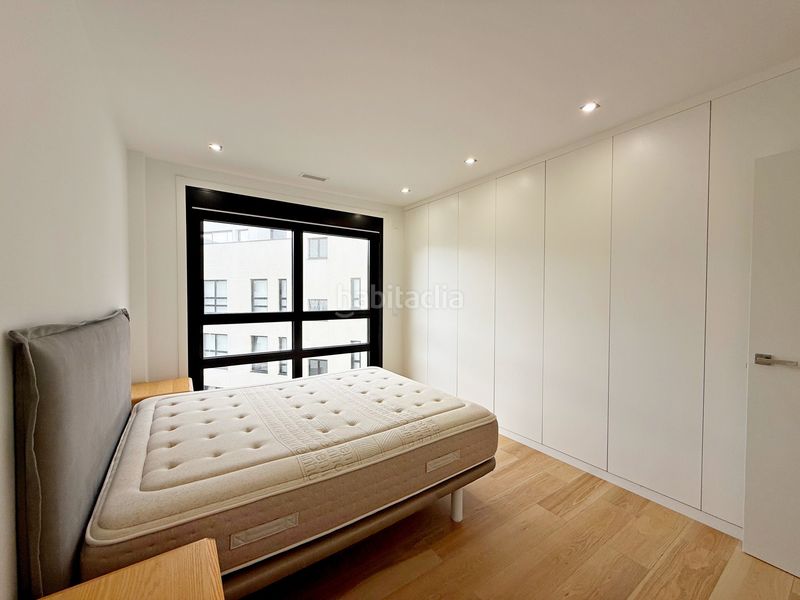 Foto cc9e99d8-51ab-475f-8a23-33d59698edab. Rent flat with heating parking in Riazor - Visma Coruña (A)
