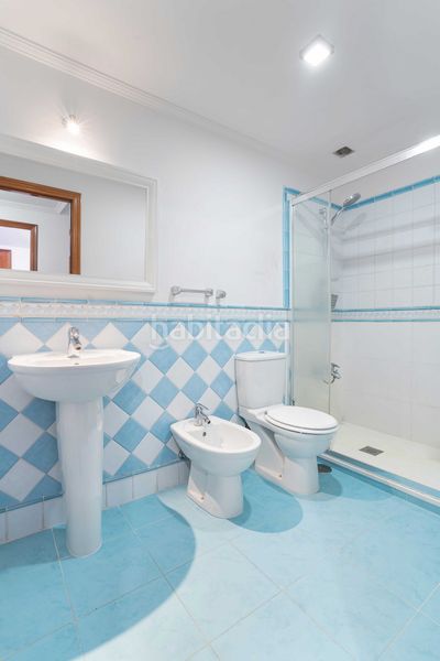 Foto cb2dd830-108d-434e-bd28-2d87b5707fd3. Dúplex amb calefacció aparcament piscina a Oleiros pueblo Oleiros