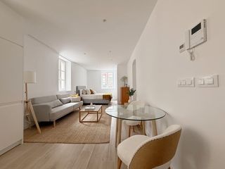Affitto Loft in Ensanche. Estupendo loft amueblado a estrenar en el orzán