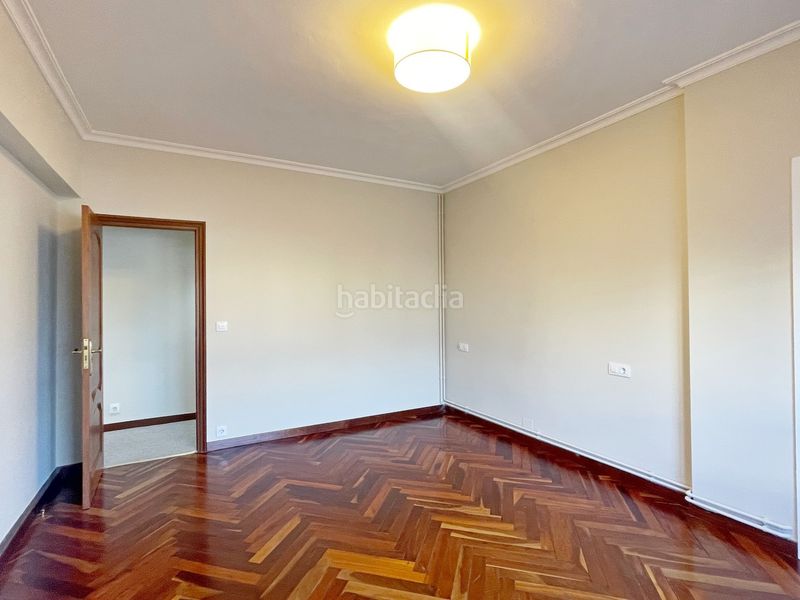 Foto 107a9b86-9fe5-4f7c-9636-54856d2face6. Rent flat with heating parking in San Pablo - Juan Flórez Coruña (A)