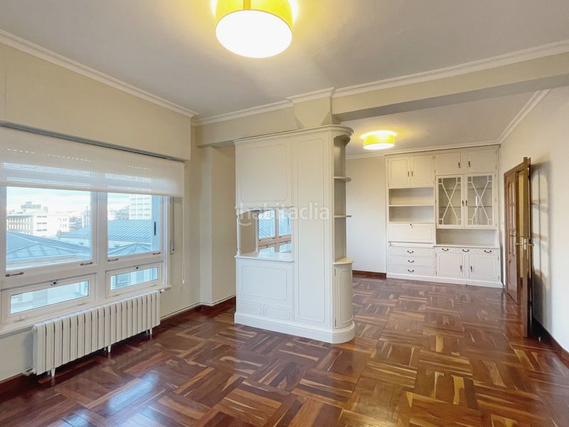 Foto 4aacabb2-b934-4c35-b39c-1cea07aa7b82. Rent flat with heating parking in San Pablo - Juan Flórez Coruña (A)